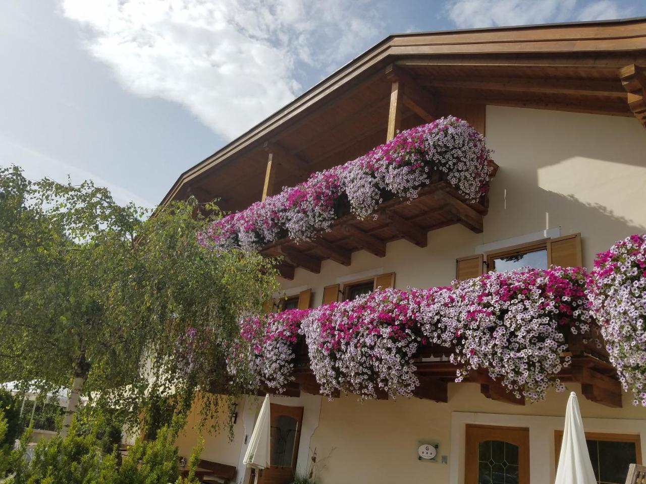 Hotel Wieslhof Collepietra  Exteriör bild